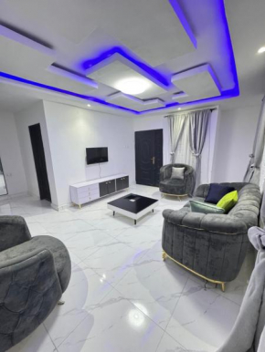 Sunny Service Apartment